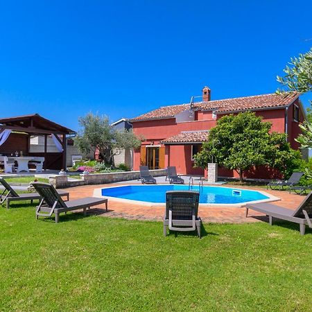 Villa Carla With Private Pool & Kids Playground - Pet Friendly Mutvoran Buitenkant foto